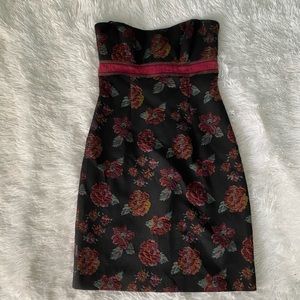 Nicole Miller Strapless Dress ✨